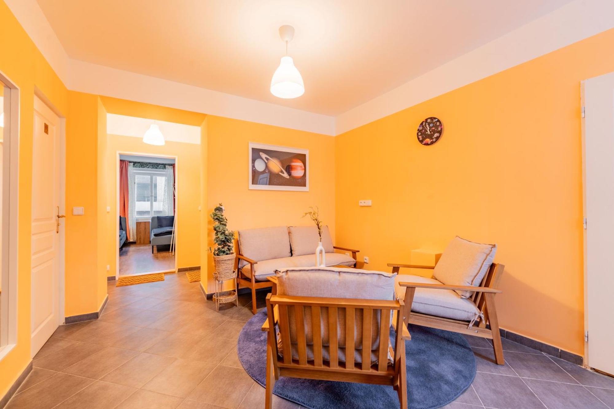 פראג Stellar Female Hostel מראה חיצוני תמונה