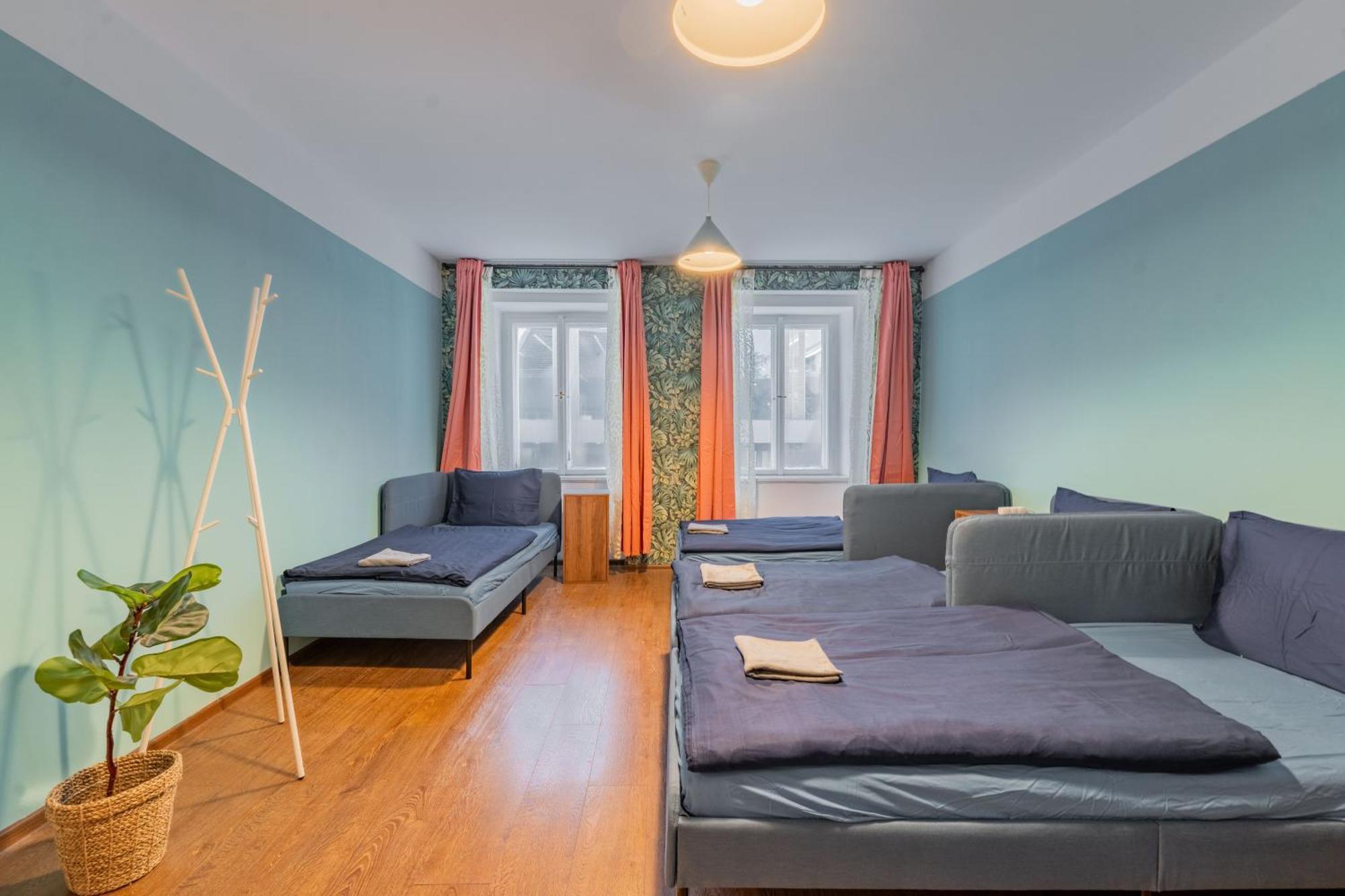 פראג Stellar Female Hostel מראה חיצוני תמונה