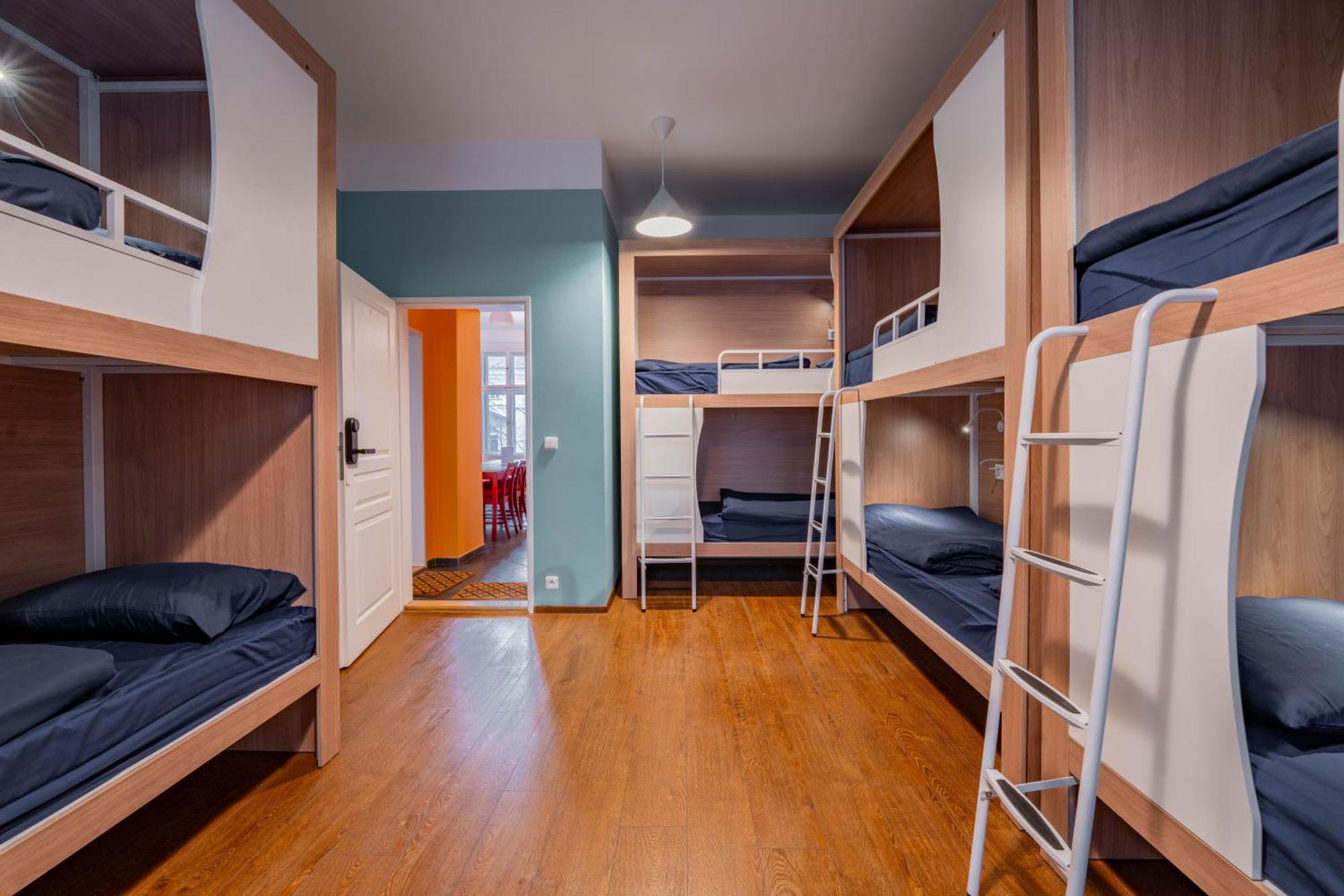 פראג Stellar Female Hostel מראה חיצוני תמונה